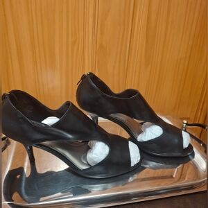 Black Women's Heels Size 8.5